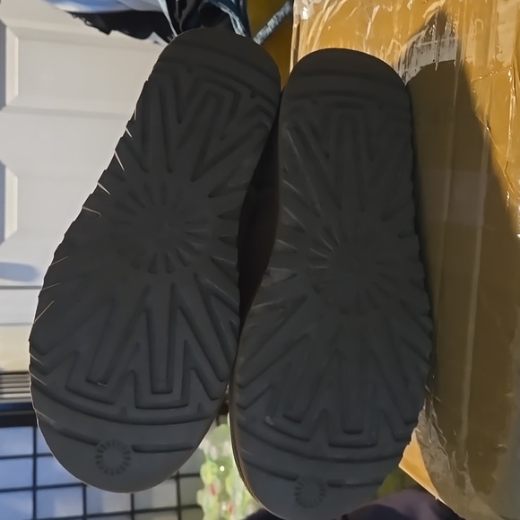 UGG Classic short - Picture 9 of 9